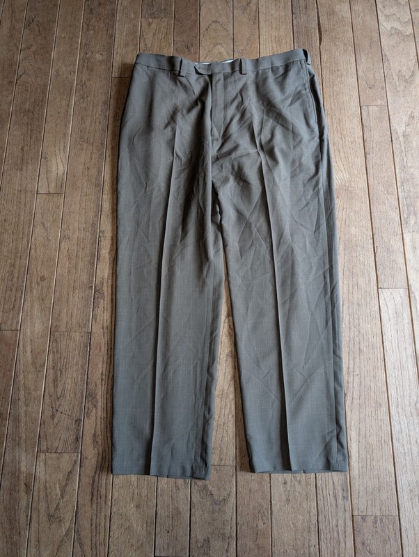 Men's Haggar Brown Pleated Front Straight Leg Dress Pants Size 42x32