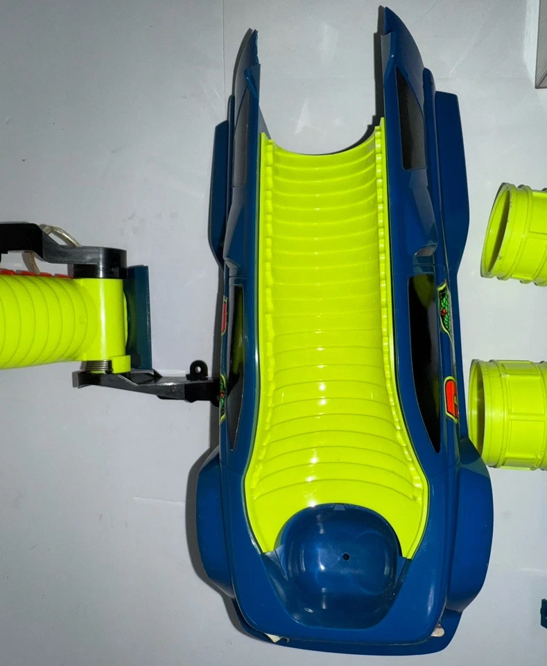 1994 Tyco PYTHON 6.0V Jet Turbo RC Car Truck 49MHz For Parts Not Working - Image 4 of 4