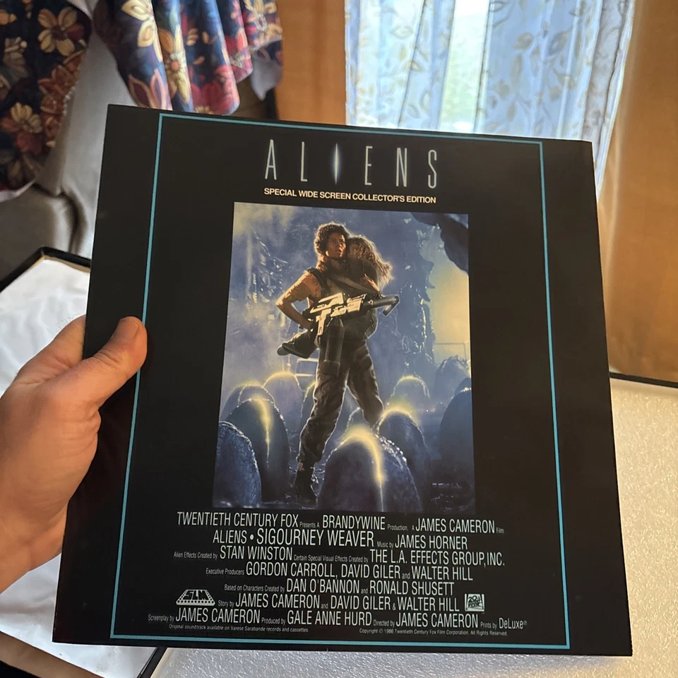 ALIENS 1986 Laserdisc Special Widescreen Collectors Edition 4 Disc Box Set #lond - Image 4 of 4