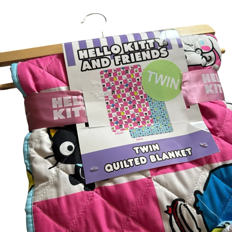 NWT Hello Kitty and Friends Twin Quilted Blanket 60"X90" Pink - Image 2 of 4