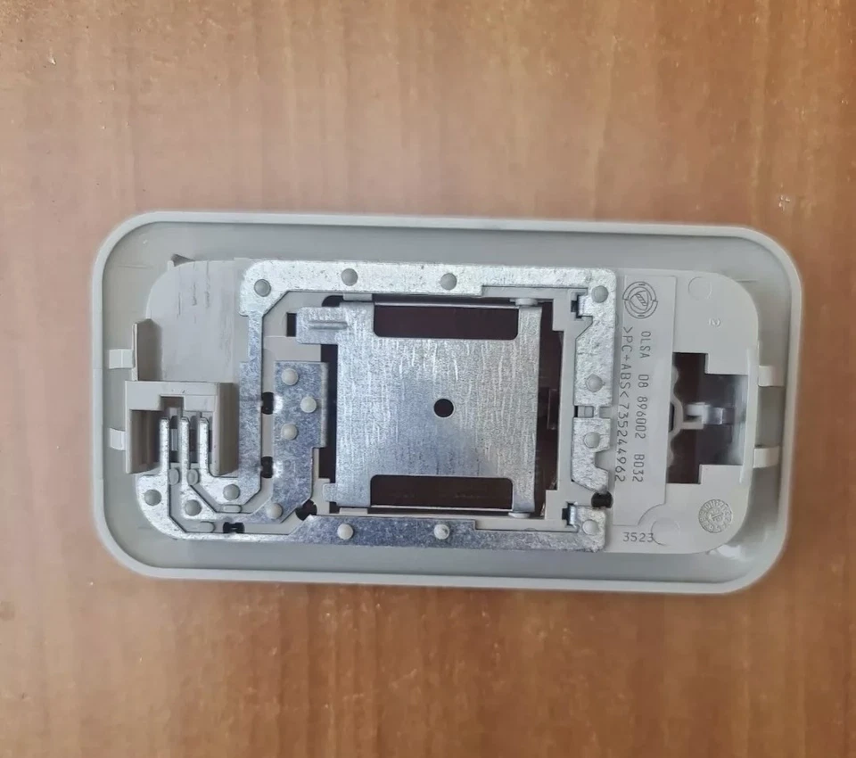 GENUINA FIAT 500 PUNTO DOBLO INTERIOR LÁMPARA DE TECHO DELANTERA 735244962  Foto 2 de 4