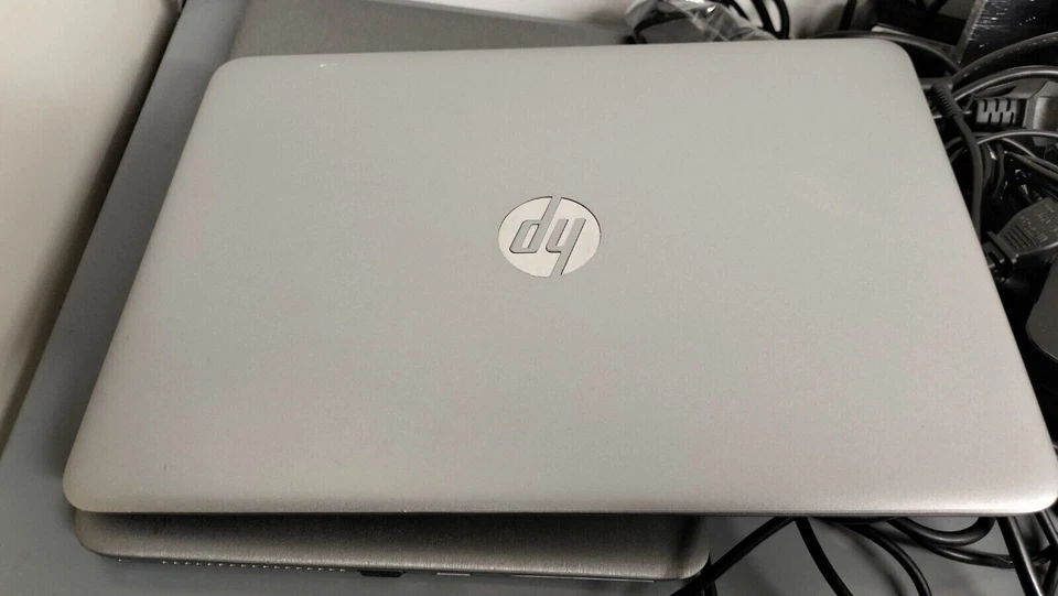 HP EliteBook 840 G3 · i5-6200U · 12GB · 240GB, foto 4 di 5