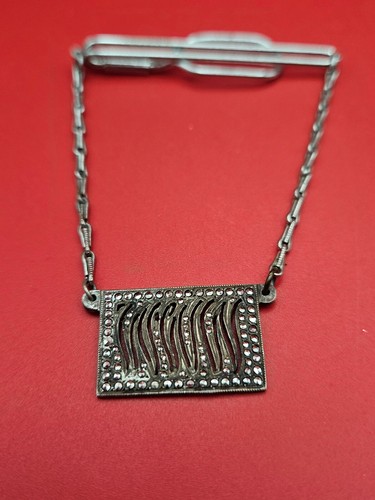 Sterling and Marcasite Marked F Vintage Art Deco Tie Clip Clasp Hanging Chain - Afbeelding 3 van 10