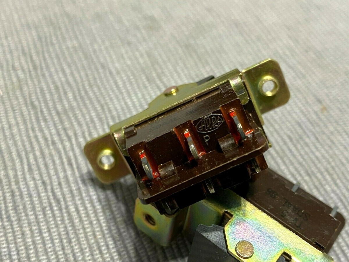 1pcs - ALPS TV-5 ON/ON 6-Pin Toggle Power Switch Made in