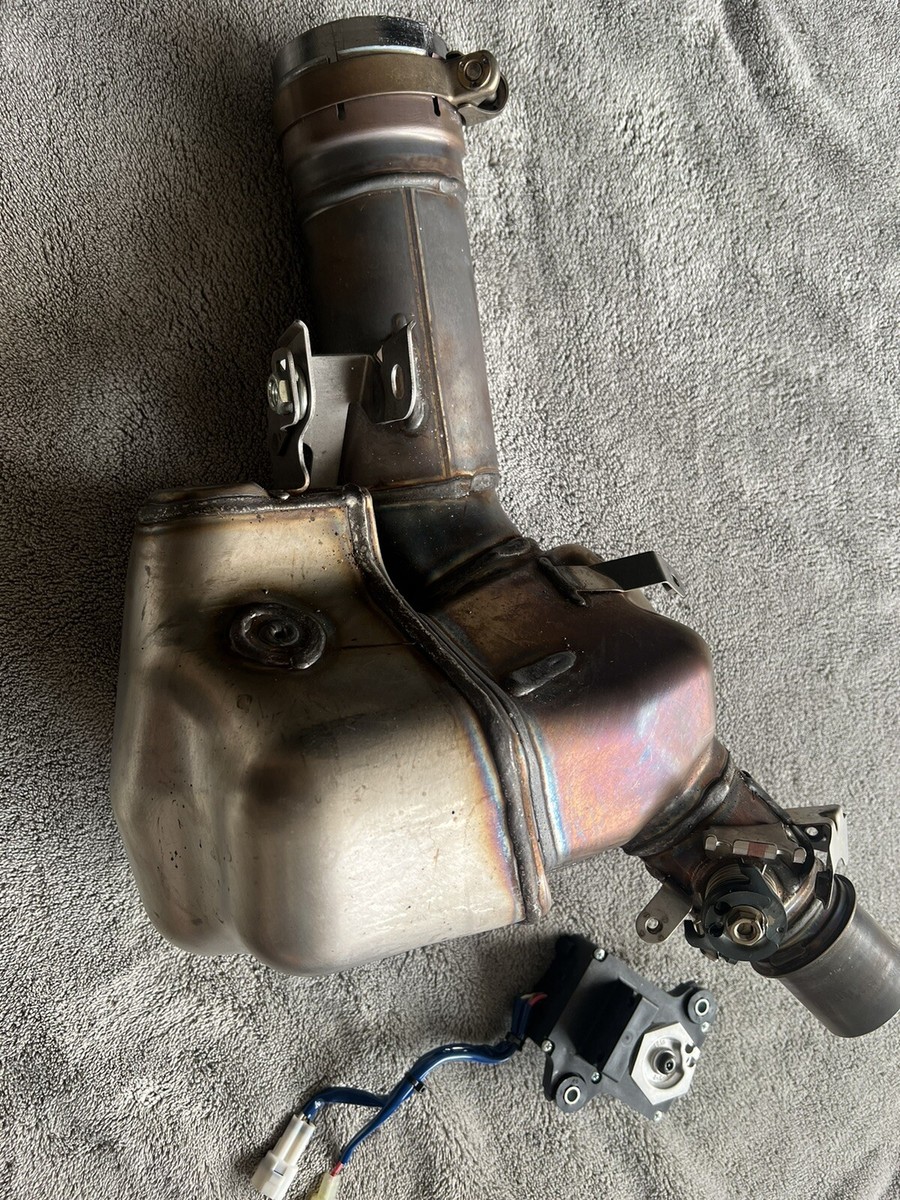2021-2023 KAWASAKI NINJA ZX10R ZX CATALYTIC EXHAUST MIDDLE