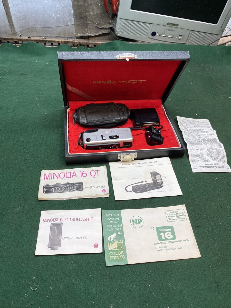 MINOLTA 16 QT SUBMINIATURE 16MM FILM CAMERA W/ ROKKOR 23MM w/case