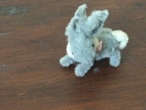 ARA Austria grey bunny  Wool Chenille Stem Toy Figure 1 1/2” tall 1960s Vtg
