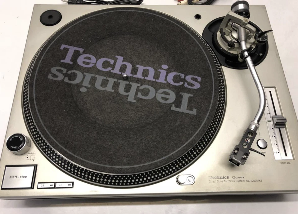 Tocadiscos Technics SL-1200MK5 plateado + SC35C con cartucho DJ excelente reproductor Foto 2 de 4