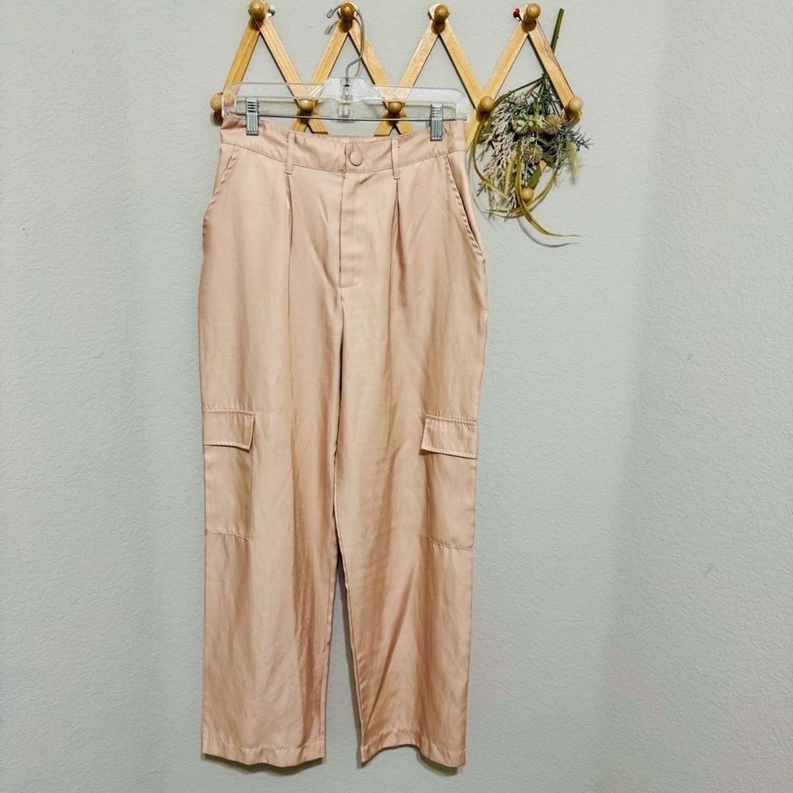 Love, Whit by Whitney Port Pink Cargo Trouser Pants Size 6