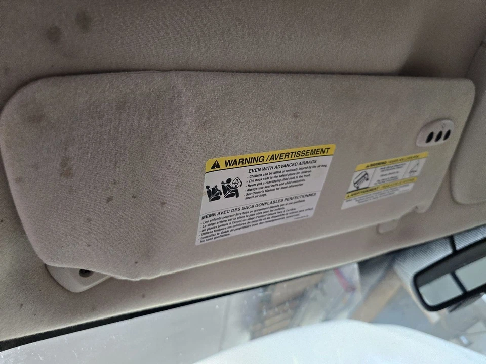 Parasol conductor doble cabina con iluminación para camioneta Ford F150 04-08 634476 Foto 3 de 4