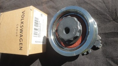 GENUINE VW AUDI SKODA CAMBELT TENSIONER 04C109479K TIMING ROLLER TSI 1L 1.4