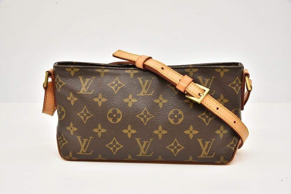 Louis Vuitton Monogram Trotter Pochette M51240 from Japan #1255