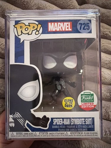 Funko Pop! Vinyl: Spider-Man (Symbiote Suit) #725 Marvel Collectible Figure