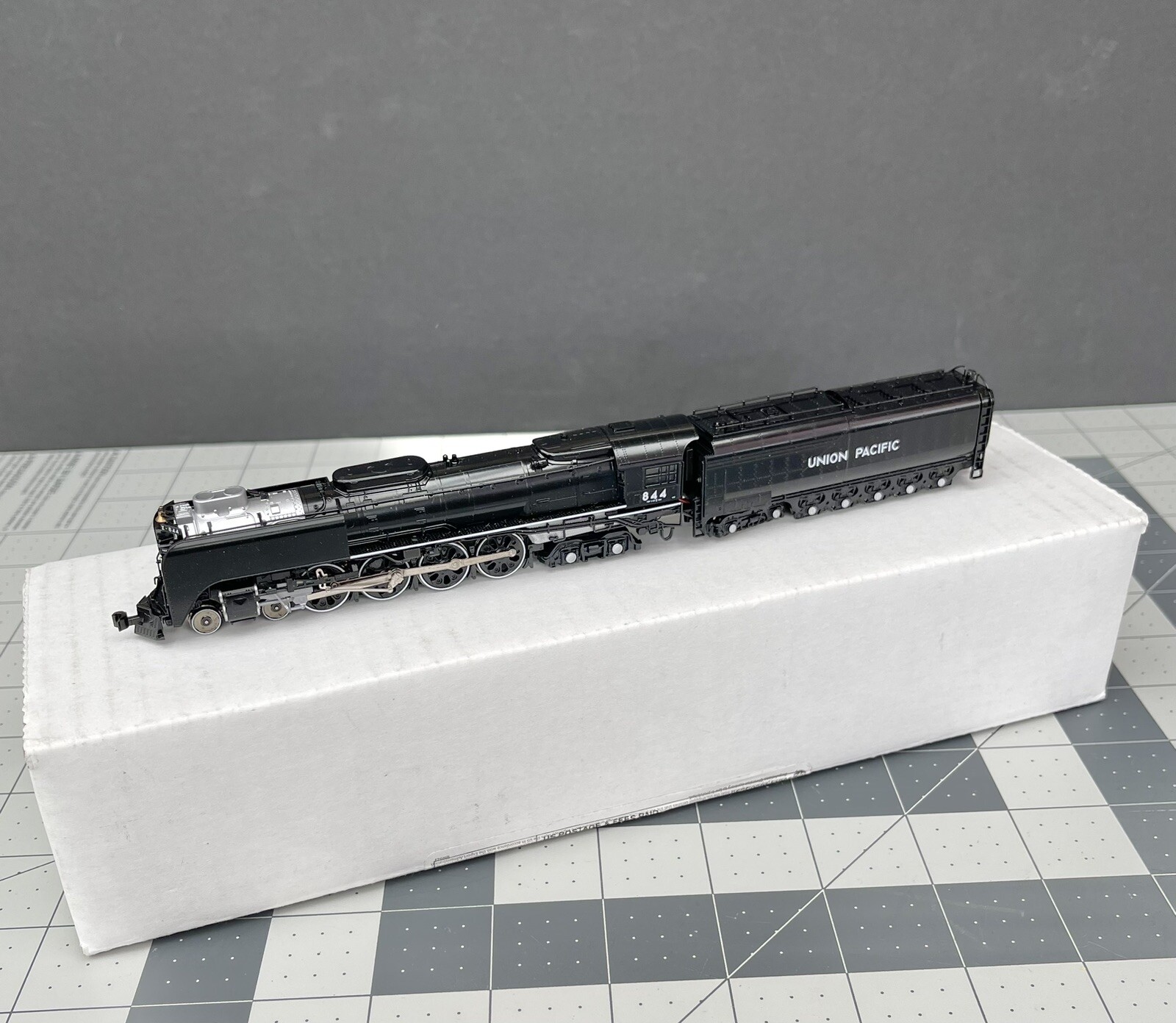Kato N Scale FEF3 Excursion Union Pacific .DCC With Sound