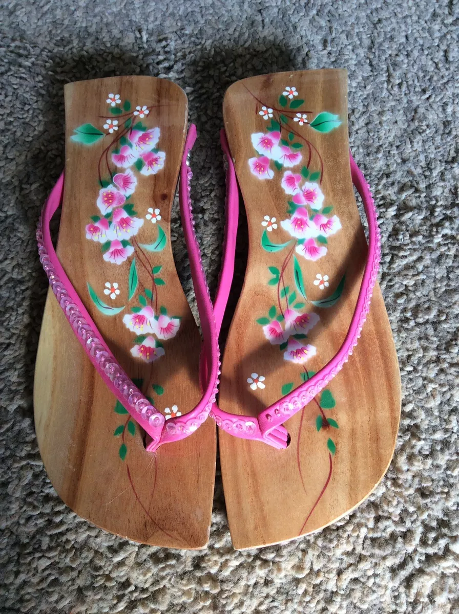 Stylish flip flops sale