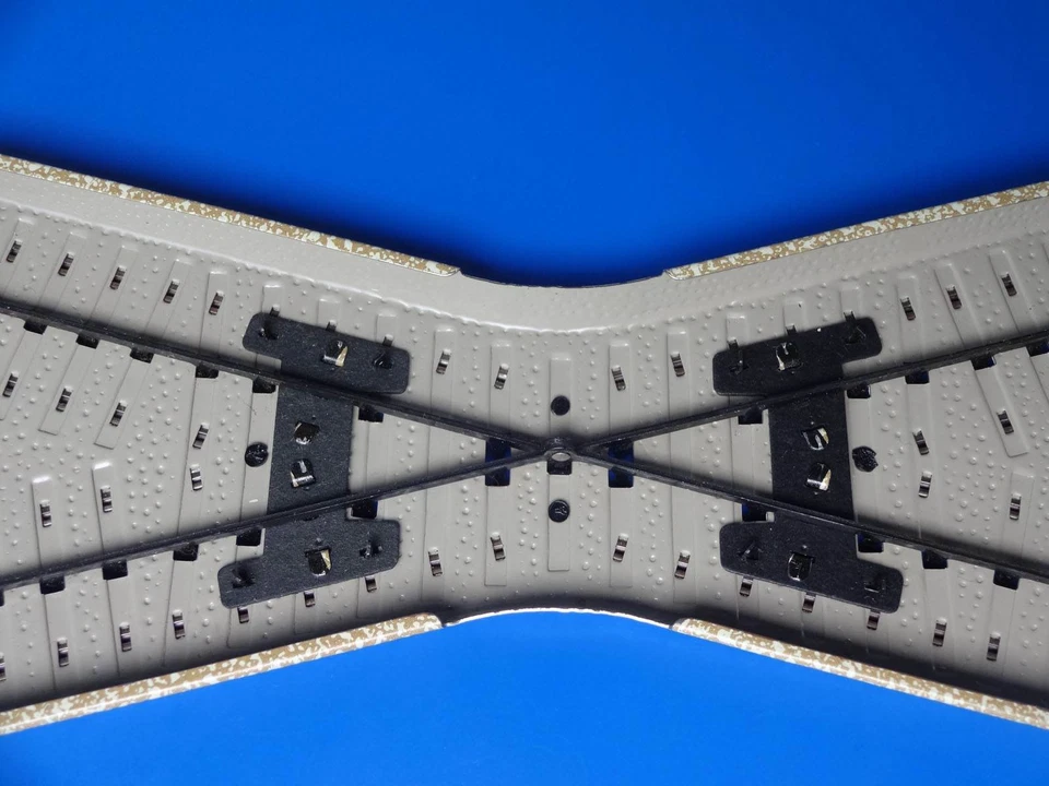 MARKLIN H0 - 5114 - Crossing 30 Degree Xing Connected - M Track / EXC - Image 2 of 3