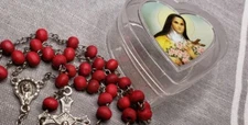 VINTAGE Rosary St Therese of Lisieux case red beads Catholic G67