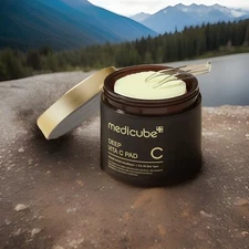 Medicube Deep Vita C Facial Pads - Vitamin C Toner Pads  (70 Sheets)