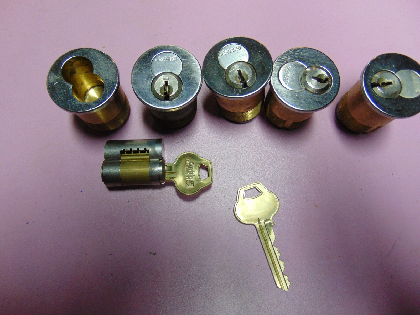 5- CORBIN AND RUSSWIN IC CORE PIN TO 7 PIN 59D2 WITH 2 CUT KEYS ...