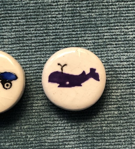 4 Ceramic Beads Peru 3/4" Horizontal Hole ~ Dog, Whale, Skateboard, Rocket - Picture 6 of 7