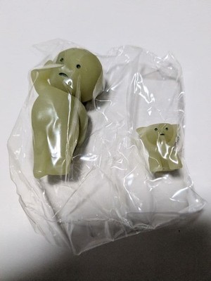 SMISKI Chibi Rare Figure with Mini Book Collectible Toy