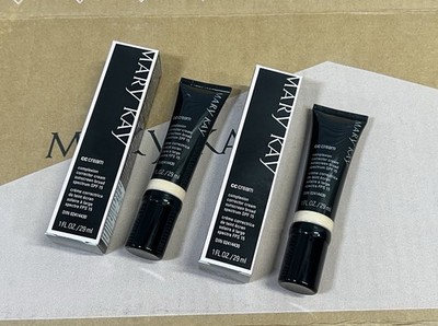 LOT OF 2 Mary Kay CC Cream Sunscreen SPF 15 Broad Spectrum -Very Light- NEW