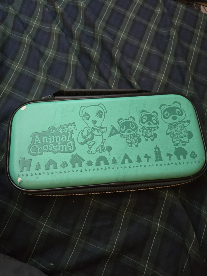 Estuche de viaje Nintendo Switch Game Traveler Deluxe Animal Crossing: New Horizons Foto 4 de 4