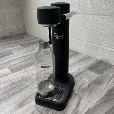 Aarke Carbonator AA01 Sparkling Water Soda Pop Maker Machine Only (No CO2 Tank)