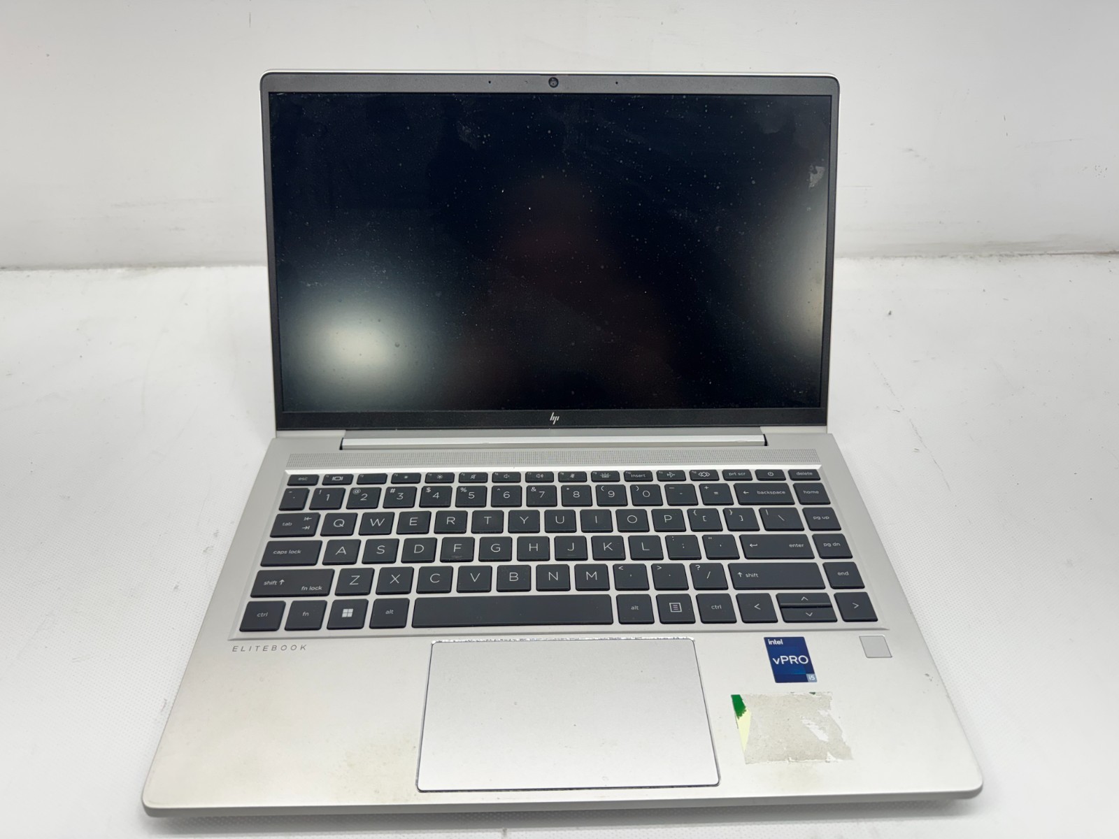 HP Latitude EliteBook 640 G9, 14-Inch Laptop, with i5-1245U, na SSD (Solid State Drive), Windows 11 Home