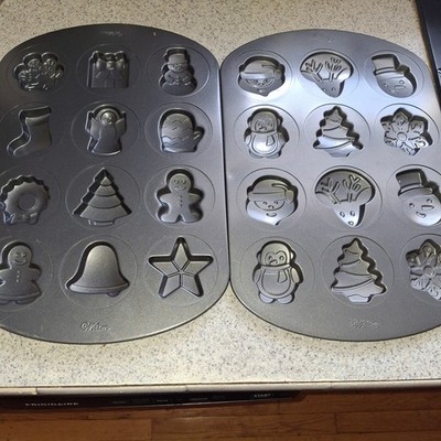 LOT OF 2 WILTON 12 Christmas cavity molds holiday cookie pan tray assorted shape