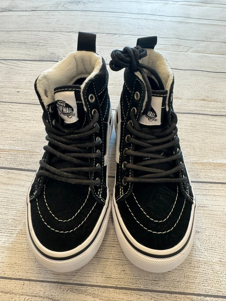 Vans Sneakers Boy's 13 New MTE Sk8-Hi Black/White Hiking Casual Everyday Shoes - Image 3 of 4