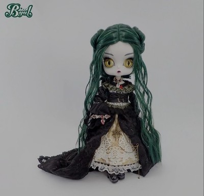 Byul Lilith Timeless Treasures Pullip Family Groove Doll NIB Gothic Vampire