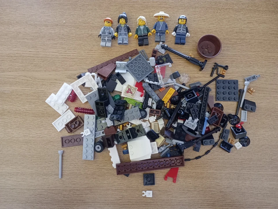 LEGO 70607 NINJAGO City Chase, foto 2 di 4