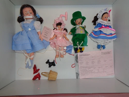 Madame Alexander Dorothy and Munchkinland Set 36775 in Box COA Wizard of Oz