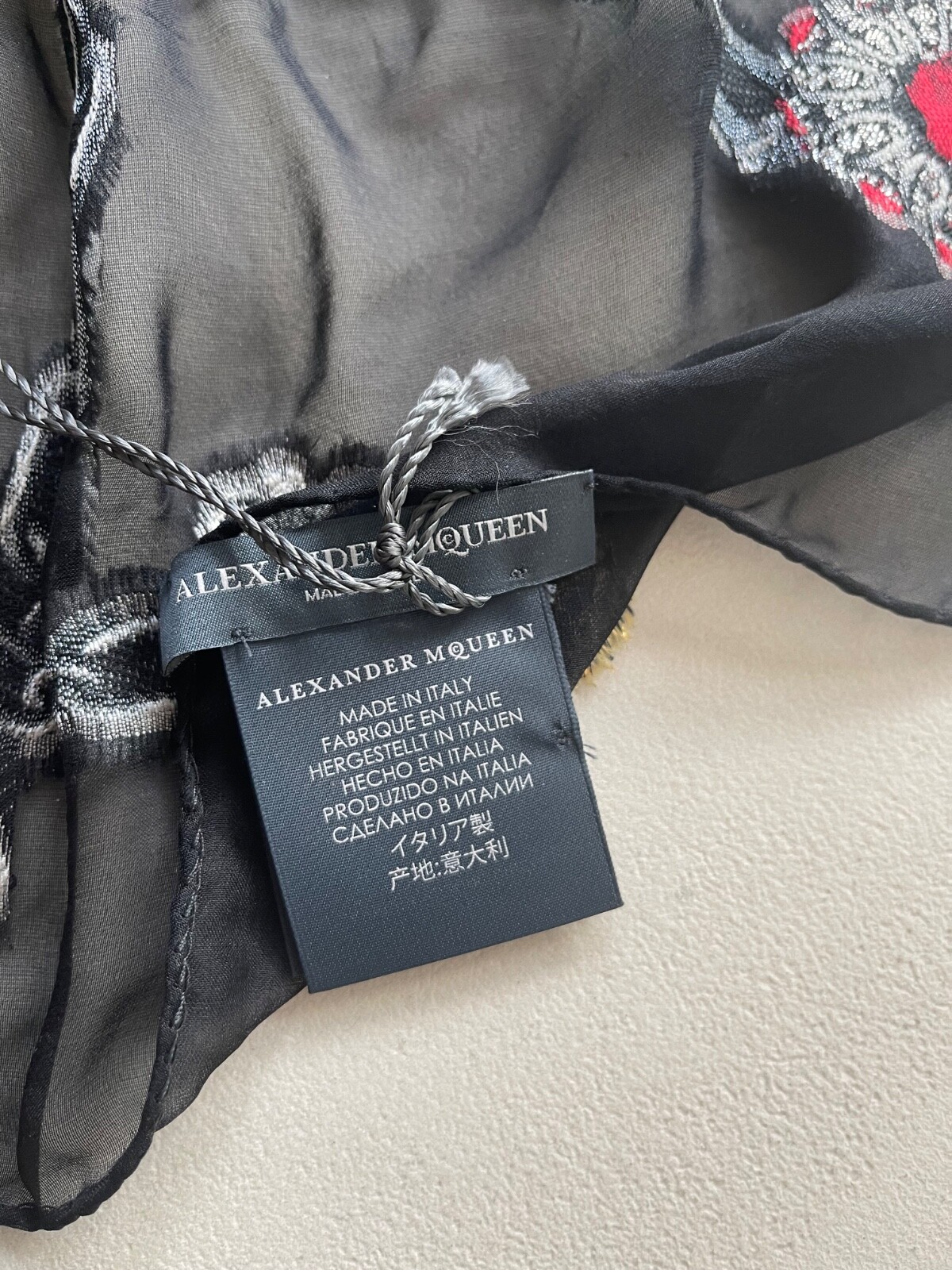 Alexander McQueen filcoupe ruby rock silk mix scarf 70 x 195 BNWT RRP £420 image 9