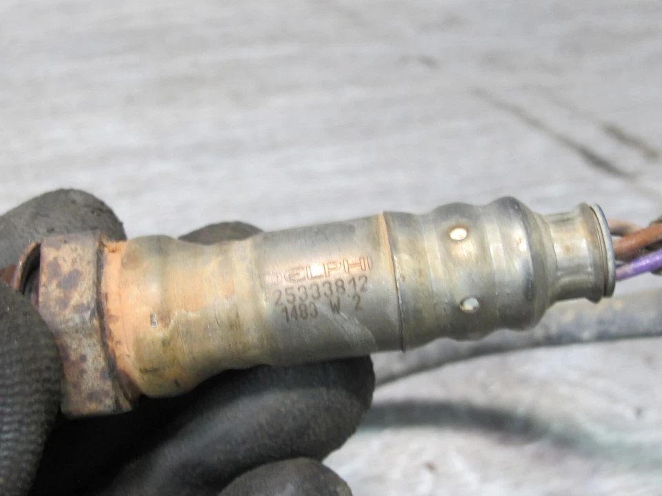 HUMMER H2 2003-2006 6,0 L V8 ESCAPE OXÍGENO SONDA LAMBDA SENSOR O2 CONJUNTO DELPHI Foto 2 de 4