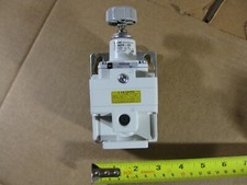 SMC IR3020-03B Pneumatic Precision Pressure Regulator 3/8” 0.01-0.8 MPa