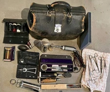 Vintage Kruse Top Grain Cowhide Doctor's Bag With Accessories 1930’s 