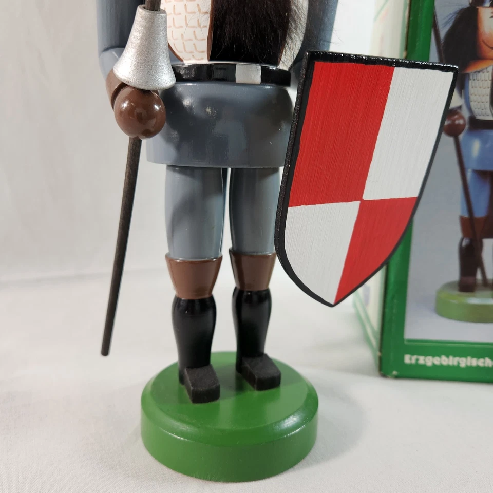 Cascanueces de Navidad Erzgebirge Handarbelt Volkskunst Cascanueces alemán en caja Foto 4 de 4