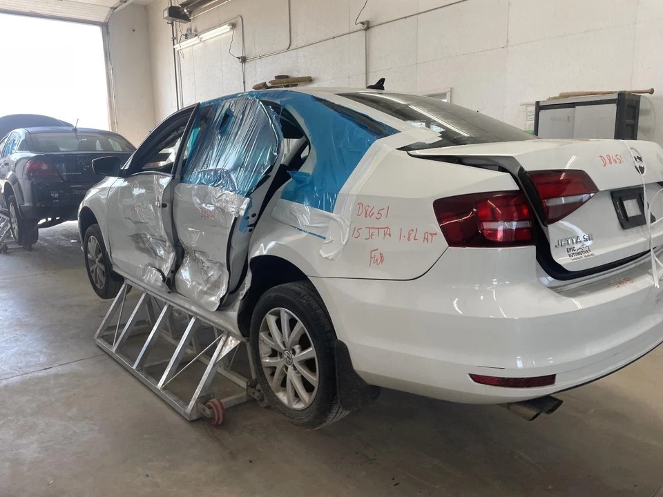 Interruptor selector de aire acondicionado usado se adapta a: Volkswagen Jetta SDN 2015 zona única climática con Foto 3 de 4