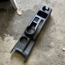Black Vw Jetta Gli Center Console Cup Holder Mk4 00-05 Oem Golf Gti 20th 337 R32 Black Vw Jetta Gli Center Console Cup Holder Mk4 00-05 Oem Golf Gti 20th 337 R32