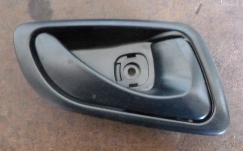 Mitsubishi Magna TR TS 91-97 Right Inner Door Handle