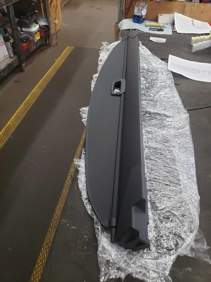 18 19 20 21 22 23 24 BMW X3 OEM Cubierta de Carga Tonneau Superior Retráctil Negra MAOQ Foto 2 de 4