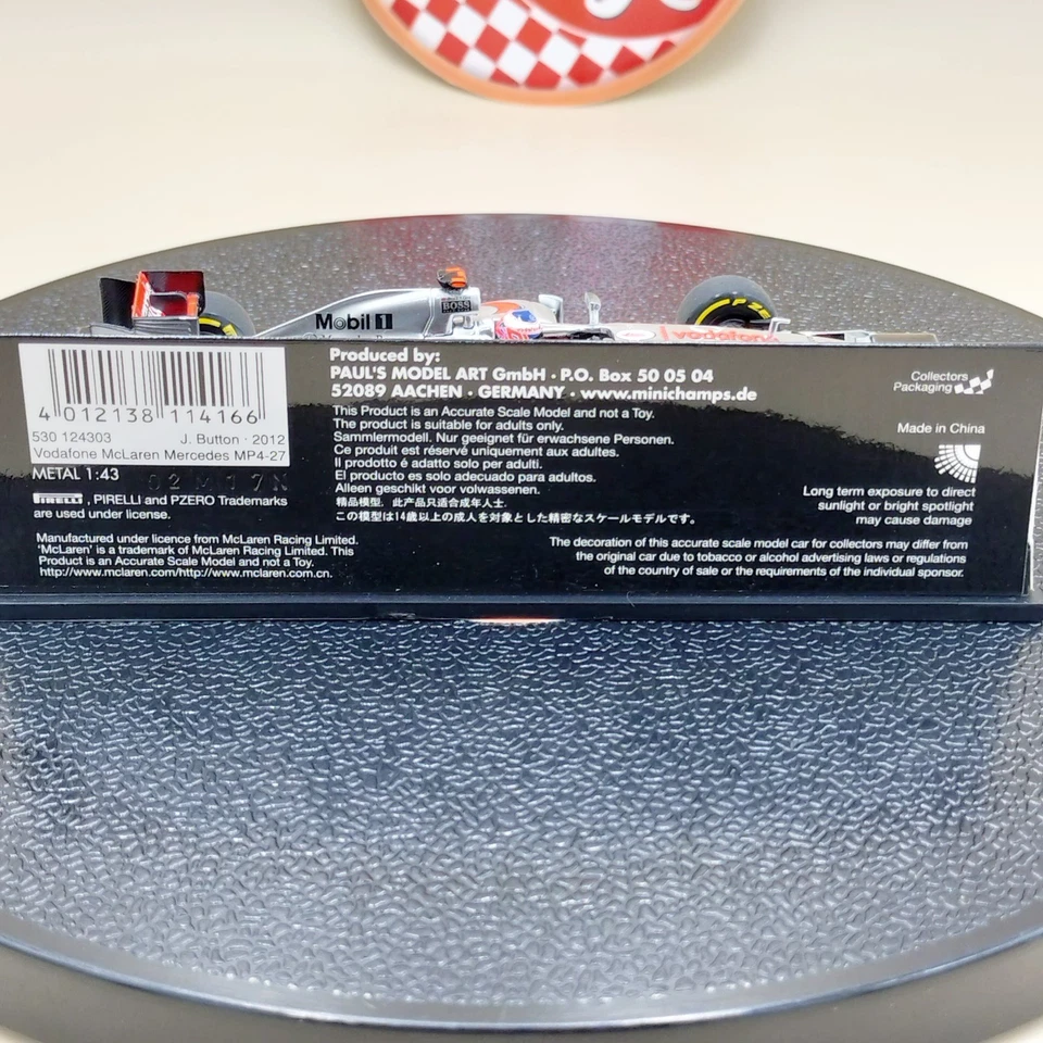 MINICHAMPS 1/43 Vodafone McLaren Mercedes MP4-27 Jenson Button 2012 530124303 - Image 4 of 4