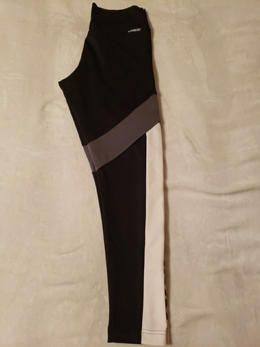 Adidas Women's Black White Grey AEROREADY Tight Fit Legging Pants Size M Yoga - Picture 9 of 9