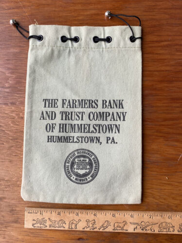 Beautiful Vintage The Farmers Bank And Trust Company Of Hummelstown, PA Bank Bag