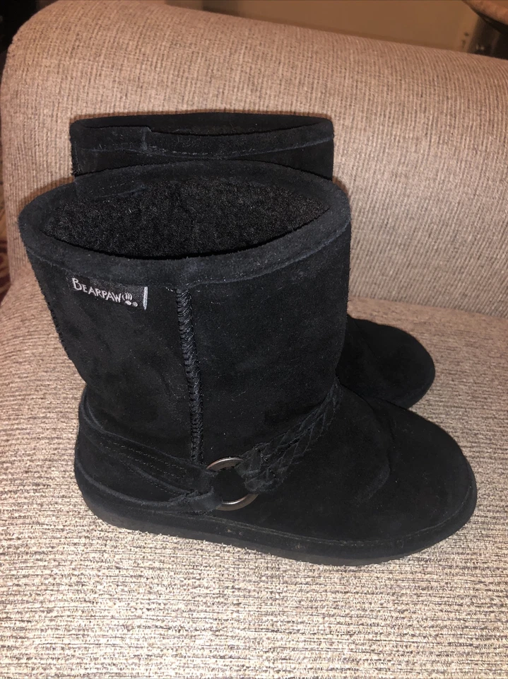Bota para niños Bearpaw Bota juvenil Gamuza Talla 2 100 % auténtica usada en excelente estado gamuza negra Foto 2 de 4