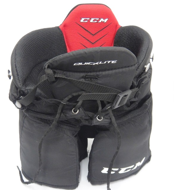 CCM Youth Small Hockey Breezers Padded Shorts Black QLT Quicklite GUC