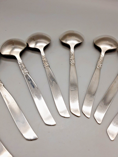 8 Vintage Oneida Community Silver Plated Soup Spoons South Seas Pattern 16.5cm - Picture 6 of 7