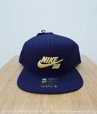 2016 Nike SB Performance Snapback Trucker Hat 629243-454 Brand New Cap